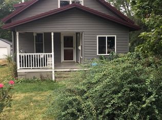 622 Cedar St, Dixon, IL 61021