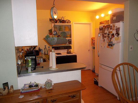 BREAKFAST BAR 