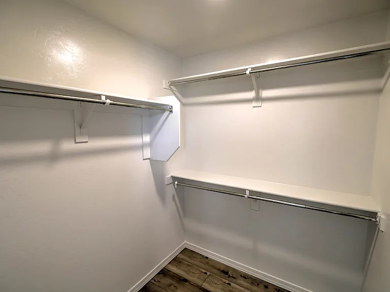 838 W Calle Valenciana — Photo 25