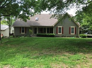 1616 SE 7th Ter, Lees Summit, MO 64063