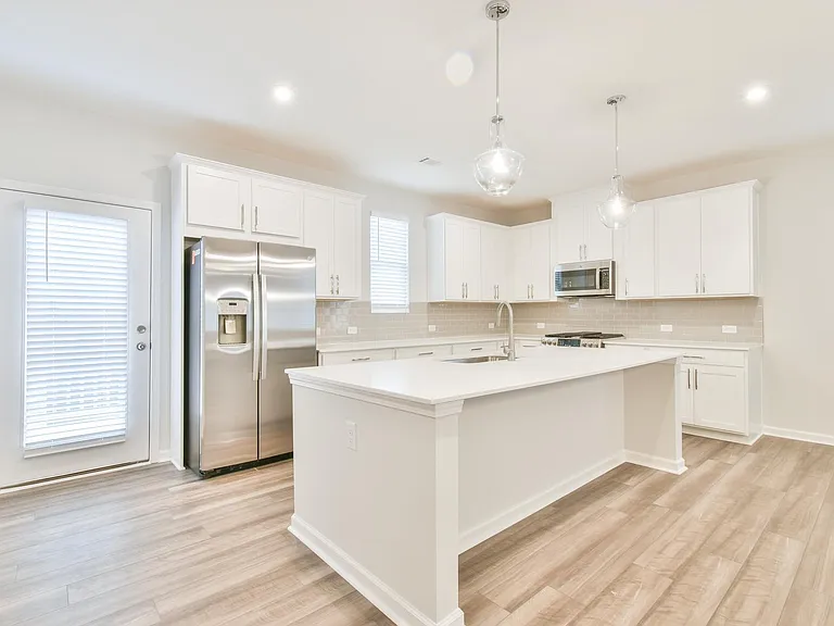 2630 Whistler Way NE — Photo 6