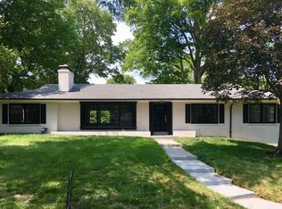 11 Spoede Hills Dr, Saint Louis, MO