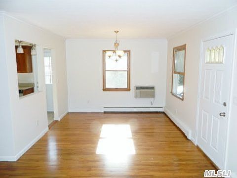 4th image of 12 Lakeview Ave