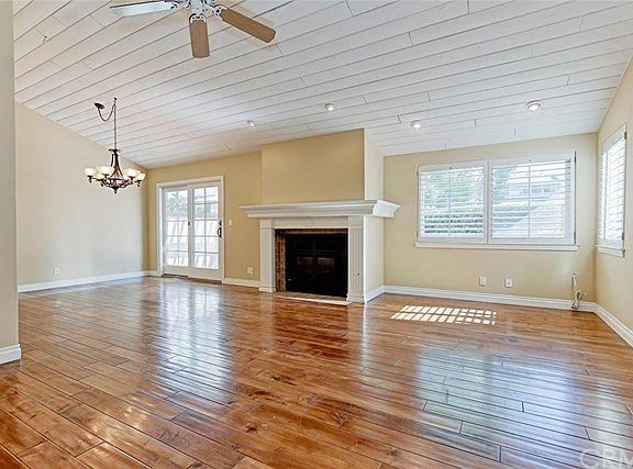 4th image of 7 Catalina Ct