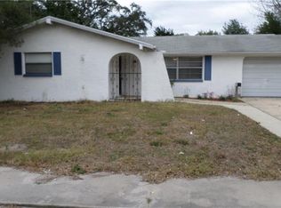 7201 Sandalwood Dr, Port Richey, FL 34668