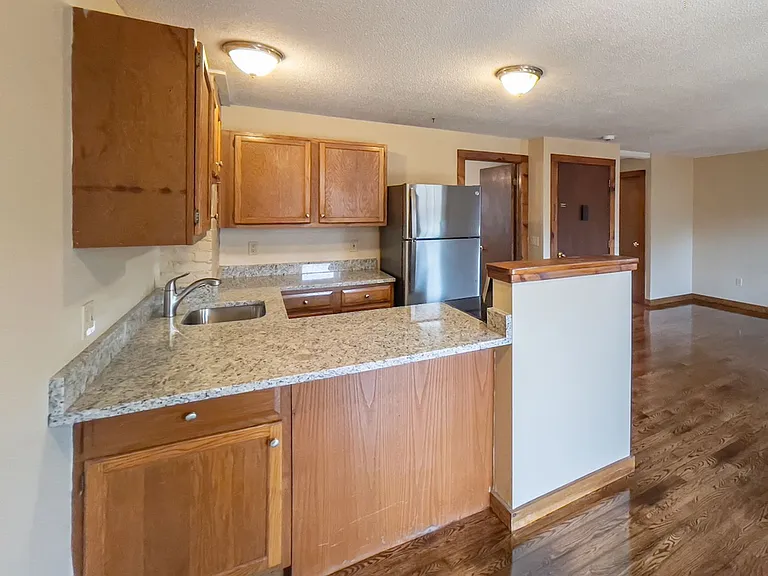 Millpond Apartments — Photo 13