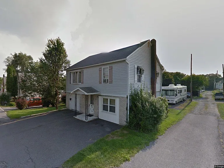 101 Acker St — Photo 2