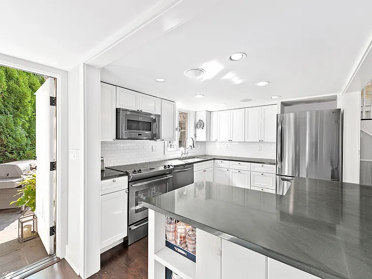 6 Wooleys Dr — Photo 6