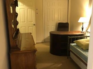 600 N Country Rd, Saint James, NY 11780