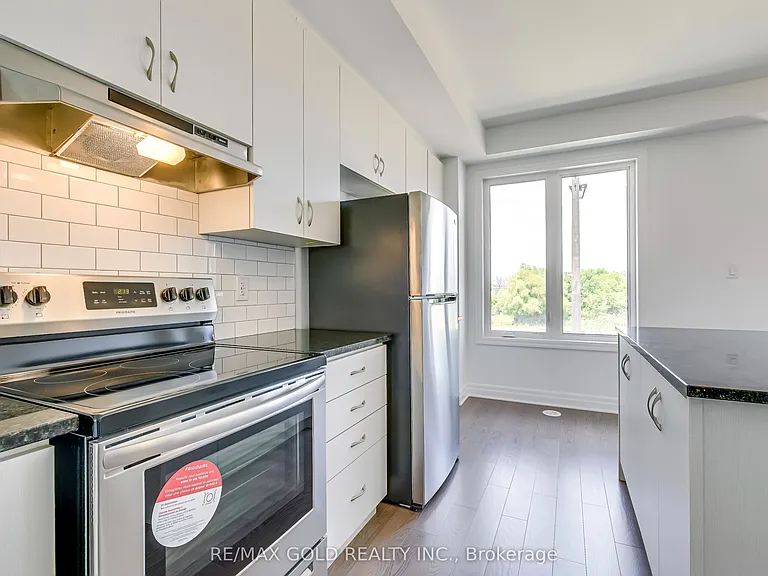 3018 John McKay Blvd S — Photo 8