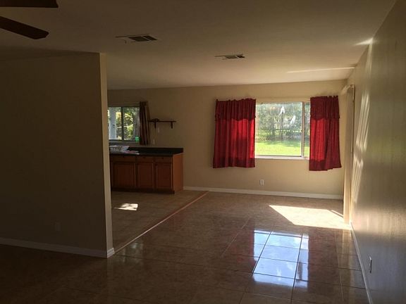 3rd image of 1362 SE Mohave St