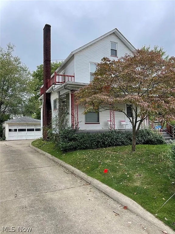 307 14th St SW photo 1