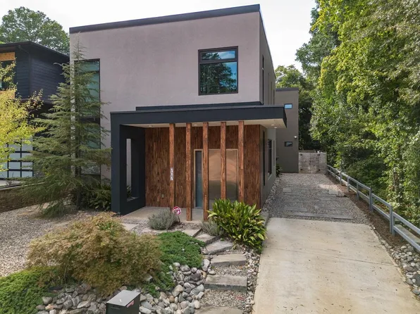 707 Chamberlain St, Raleigh, NC 27607