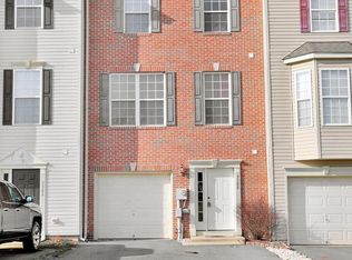 3388 Landmark Ct, Chambersburg, PA