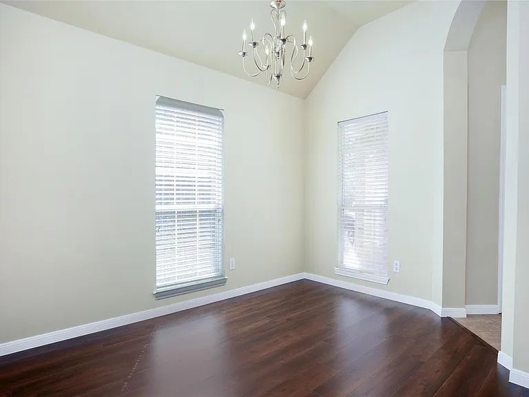 6214 Southcott Ct — Photo 5