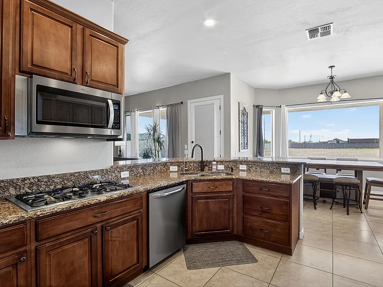 5317 E Lonesome Dove Trl — Photo 10