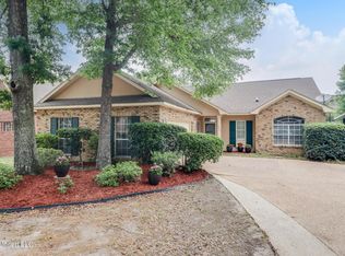 2616 Rue Palafox, Biloxi, MS 39531