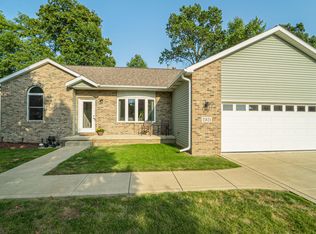 2321 Pinehurst Ave, Chesterton, IN 46304