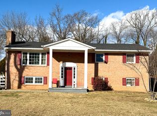 14204 Saint Clair Dr, Gainesville, VA 20155