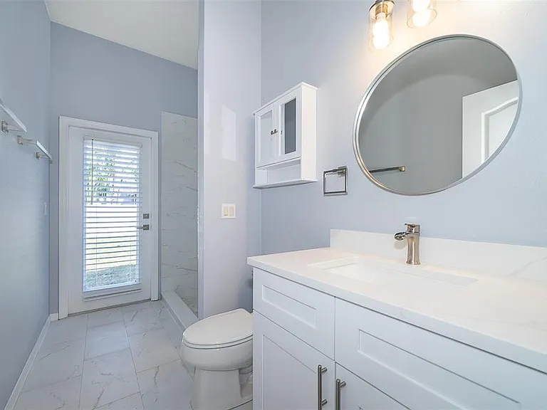 8119 Lake Crowell Cir — Photo 32