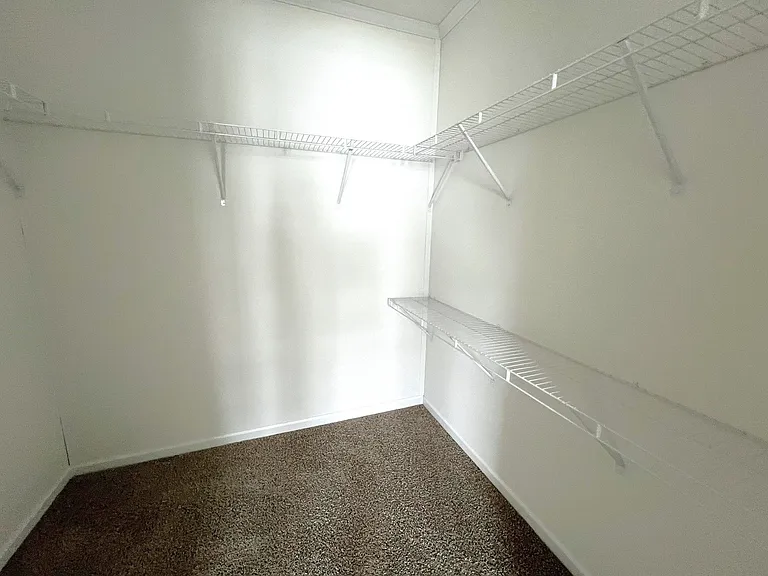 16181 Lancaster Way — Photo 26