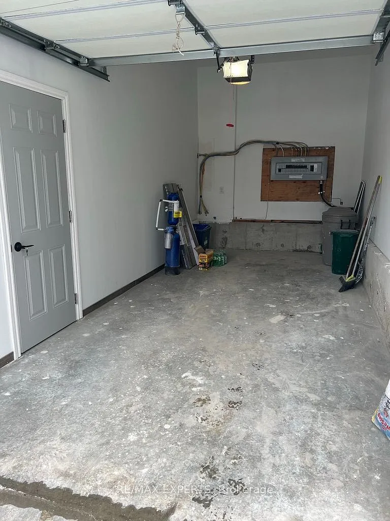 2 bed, $1,950 — Photo 3