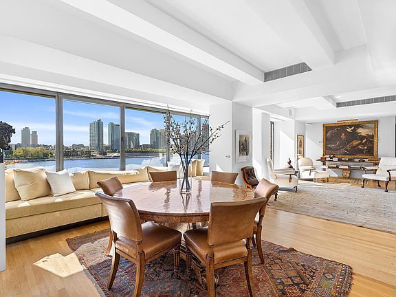 3rd image of 450 E 52nd St APT 2