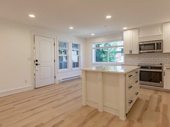 245 N Glenwood St #2, Jackson, WY 83001