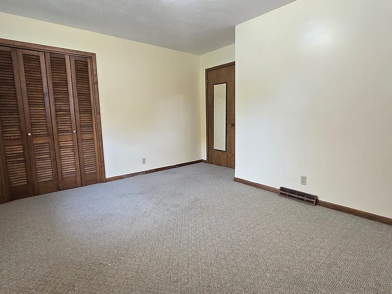 3431 S 14th St #2 — Photo 8