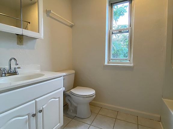 5th image of 521 Isabella St APT 5