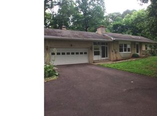 1820 Old Morris Rd, Harleysville, PA 19438