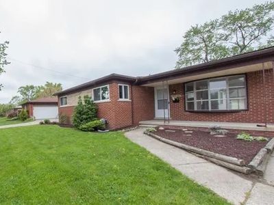26139 Dover Ave, Warren, MI, 48089