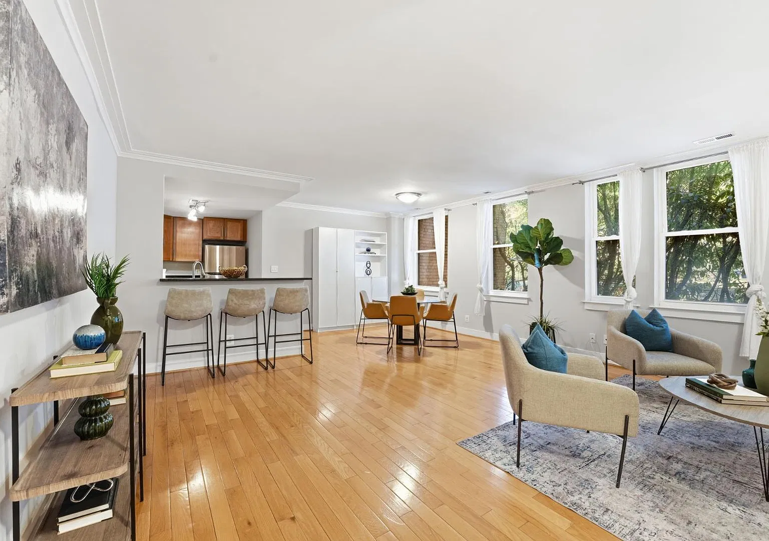 14 S St NE - 201 — Photo 1