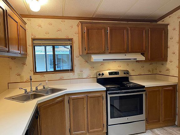 5th image of 3700 14th Ave SE Unit 44