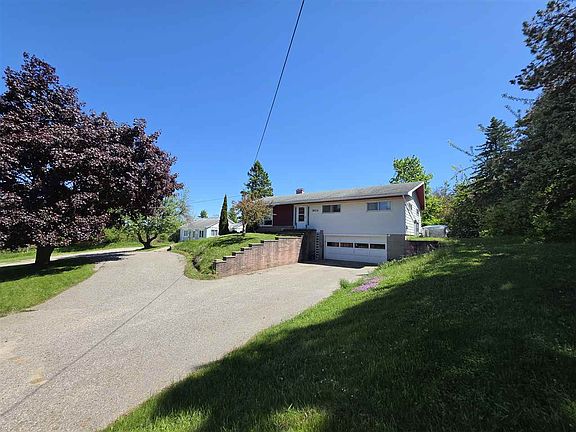 3rd image of 1934 E Mitchell Rd