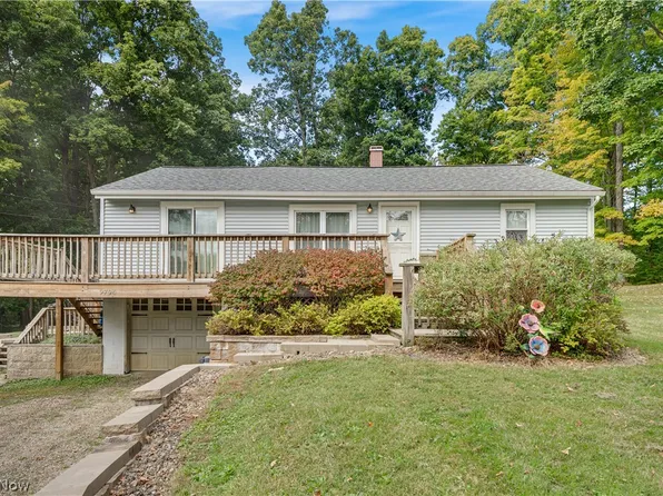 9794 Stukey Ln, Chardon, OH 44024