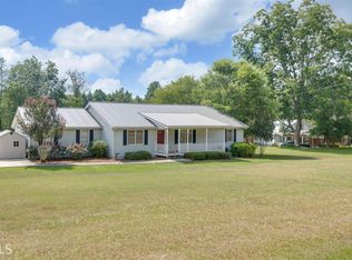 5102 Weaver Rd, Gainesville, GA 30507