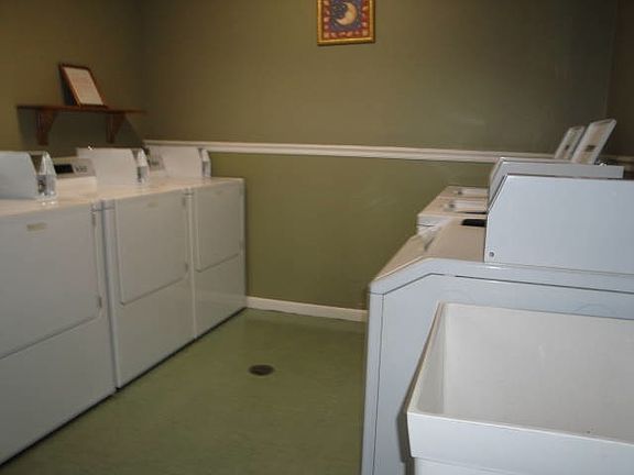 5th image of 39234 Park Place Cir