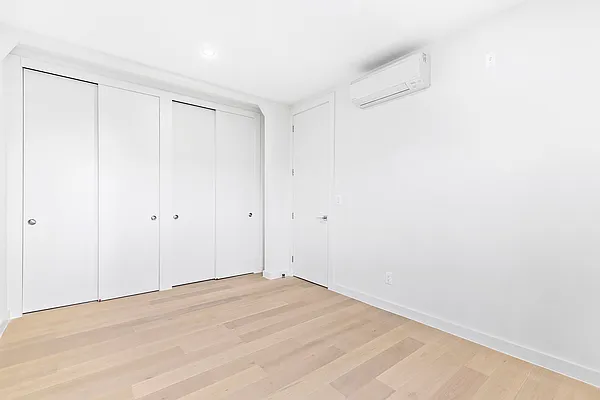 Rented by Fountain Realty Group | media 26