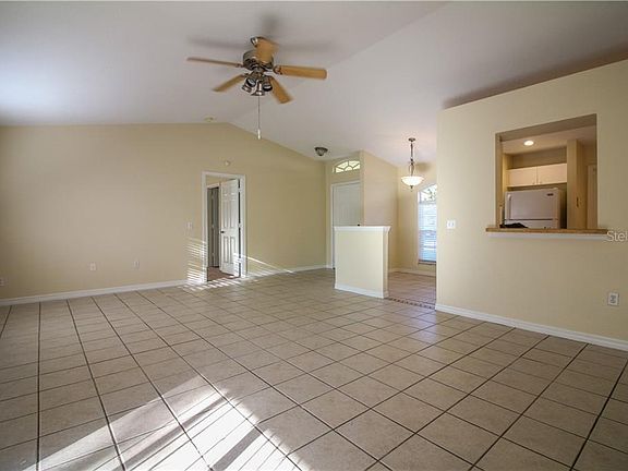 2nd image of 2625 Sundance Cir