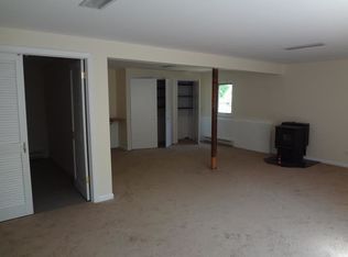 13 Crows Nest Rd, Andover, NJ 07821