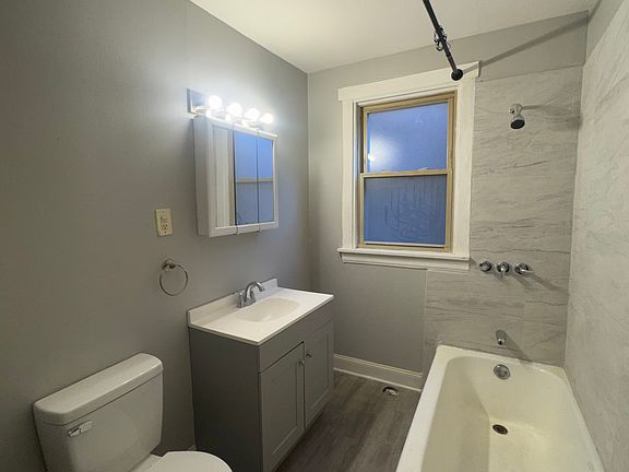 5th image of 6542 S Saint Lawrence Ave #2S