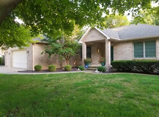 3932 Surry Place Ln, Springfield, IL 62711