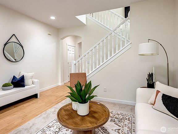 5th image of 20317 129th Avenue NE