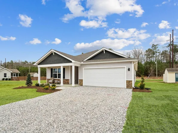 257 Heather Ln, Staunton, VA 24401