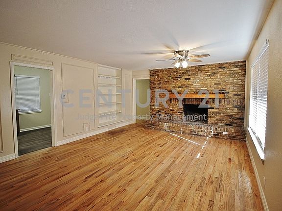 2nd image of 2343 Highwood Dr