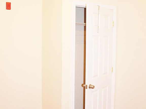 5th image of 1133 S 51st St #1