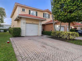 8301 Santa Monica Ter, Fort Lauderdale, FL 33321