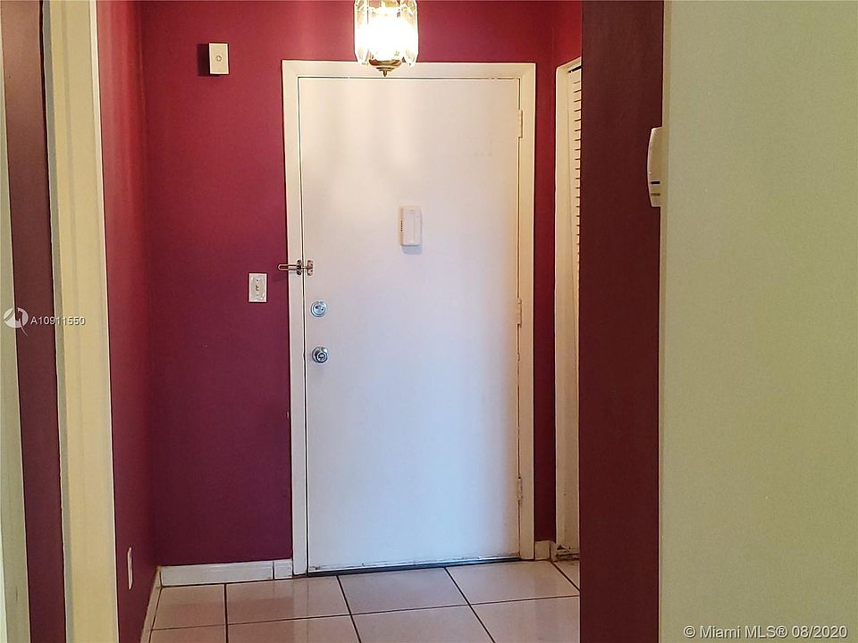 1st image of 1350 NE 191st St #B102