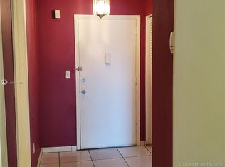 1350 NE 191st St #B102, Miami, FL 33179